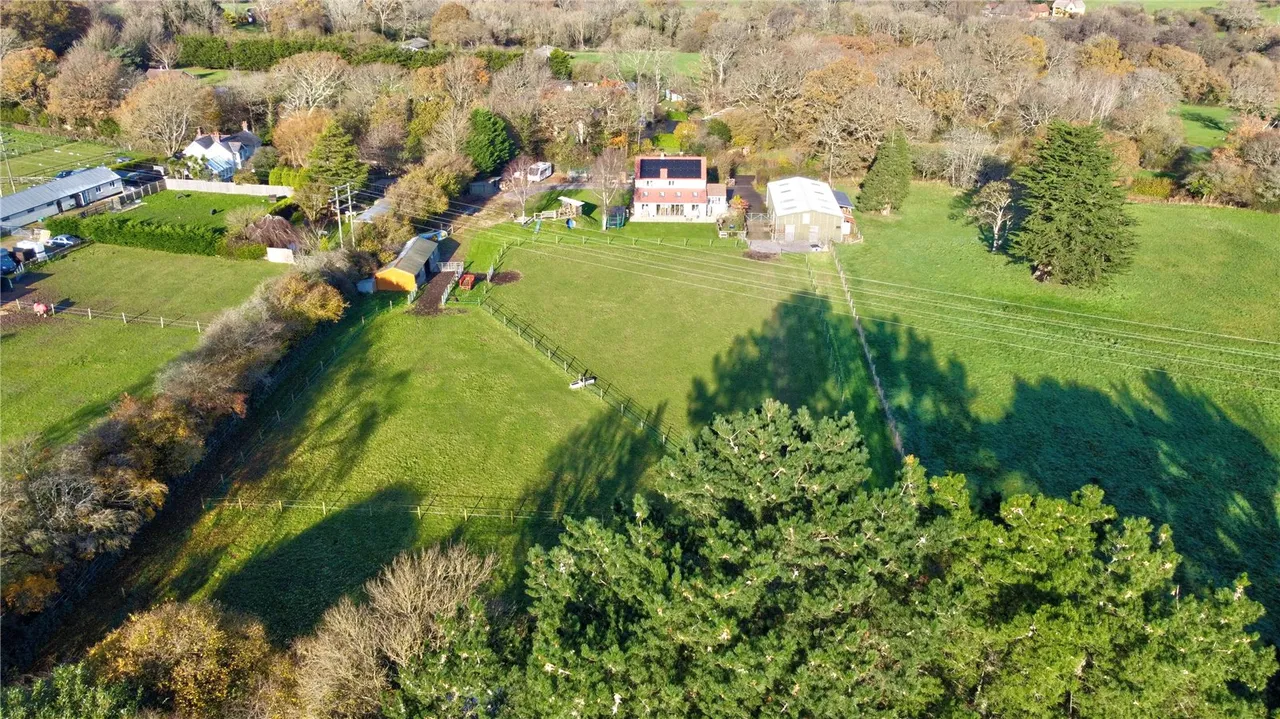 Flexford Lane, Sway, Lymington, Hampshire, SO41 6DN, photo 5