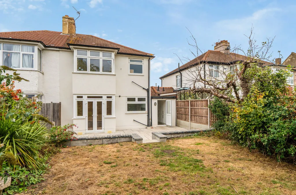 Clayfarm Road, London, SE9, photo 15