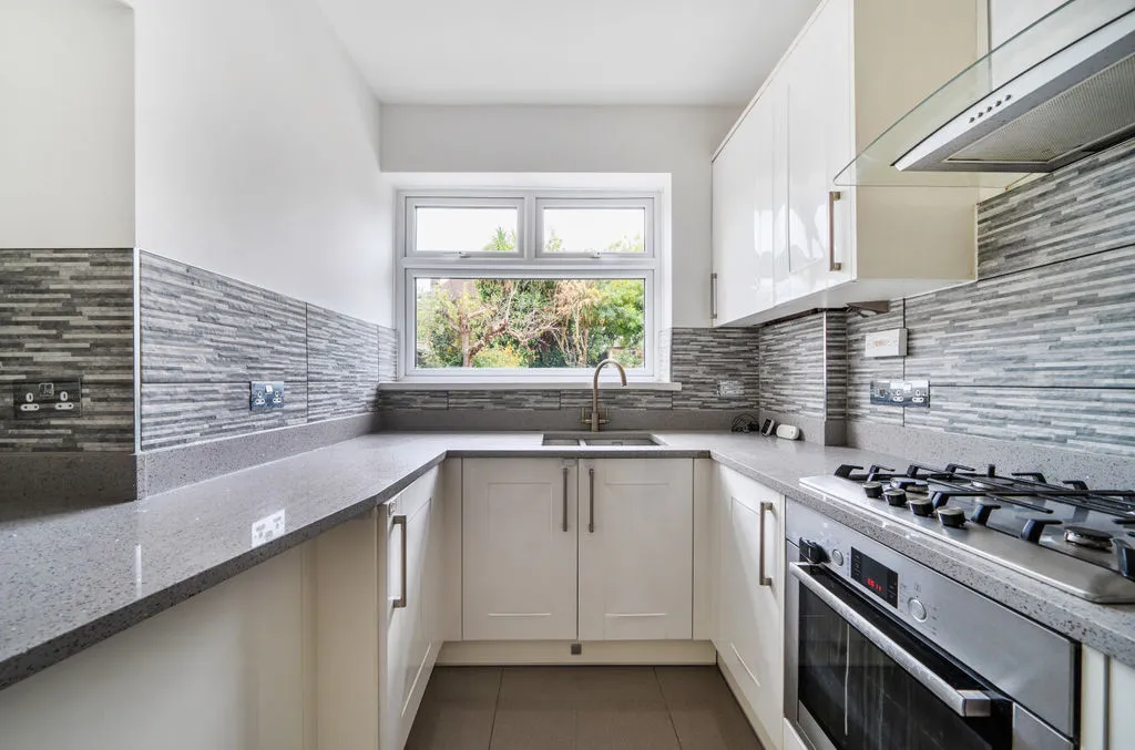 Clayfarm Road, London, SE9, photo 12