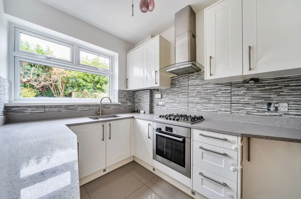 Clayfarm Road, London, SE9, photo 4
