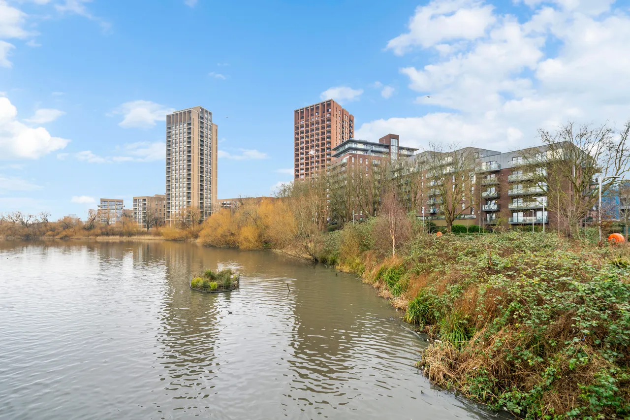 Perryfield Way, London, NW9, photo 8