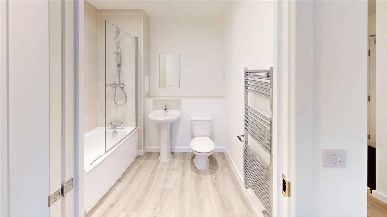 Abbey Wood Road, Kings Hill, ME19, photo 10