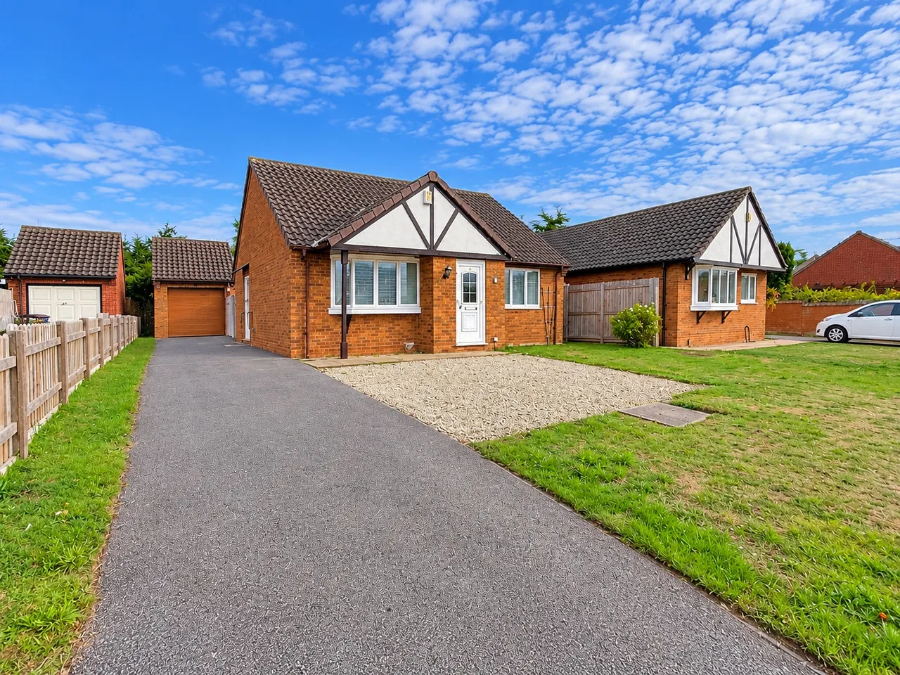 2 bed house for sale, Hawkshead Grove, Lincoln, LN2