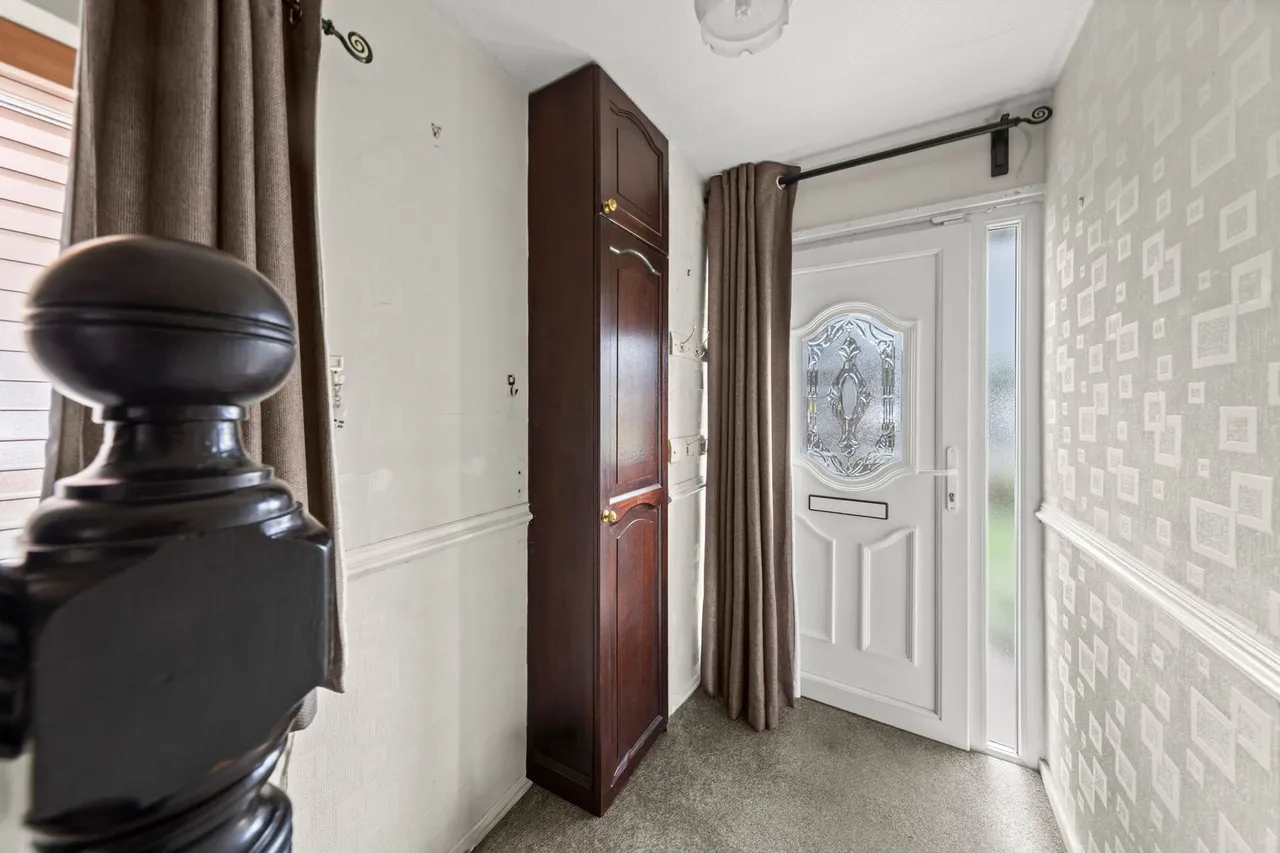 Berkshire Drive, Woolston, Warrington, WA1 4EX, photo 6