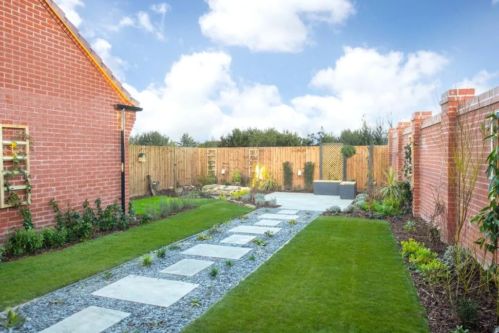 Constable Gardens, East Bergholt, CO7, photo 8