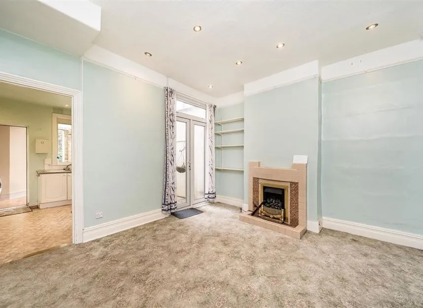 Eastcombe Avenue, Charlton, SE7, photo 3