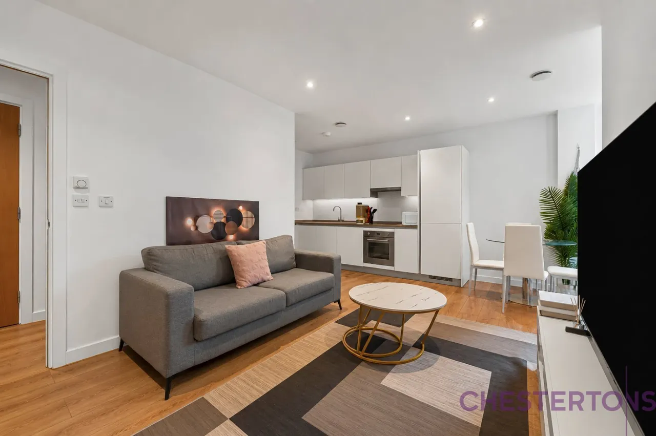 1 bed flat to rent, Greens End, London, SE18