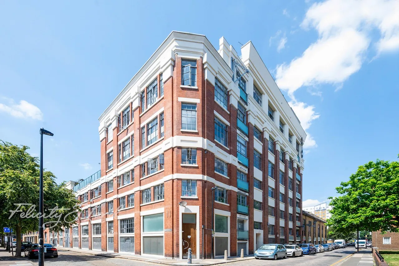 Boyd Street, London, photo 5