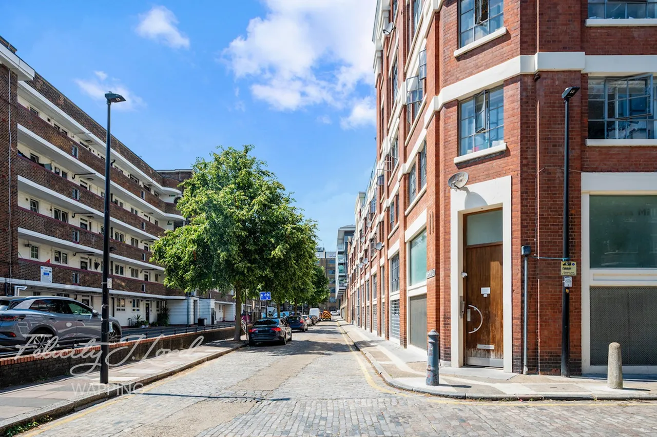 Boyd Street, London, photo 15