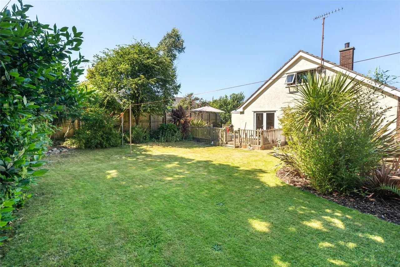 Cemaes Bay, LL67, photo 21