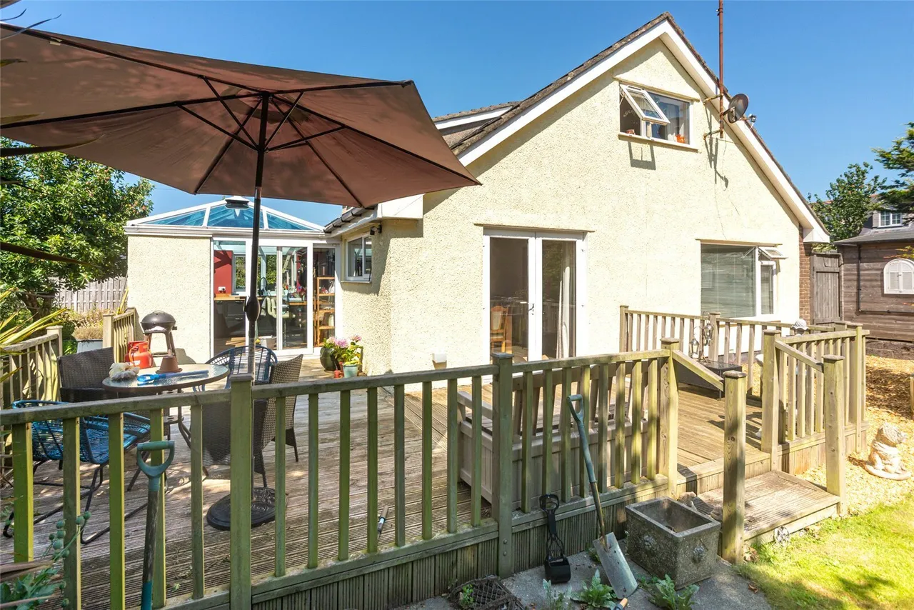 Cemaes Bay, LL67, photo 18