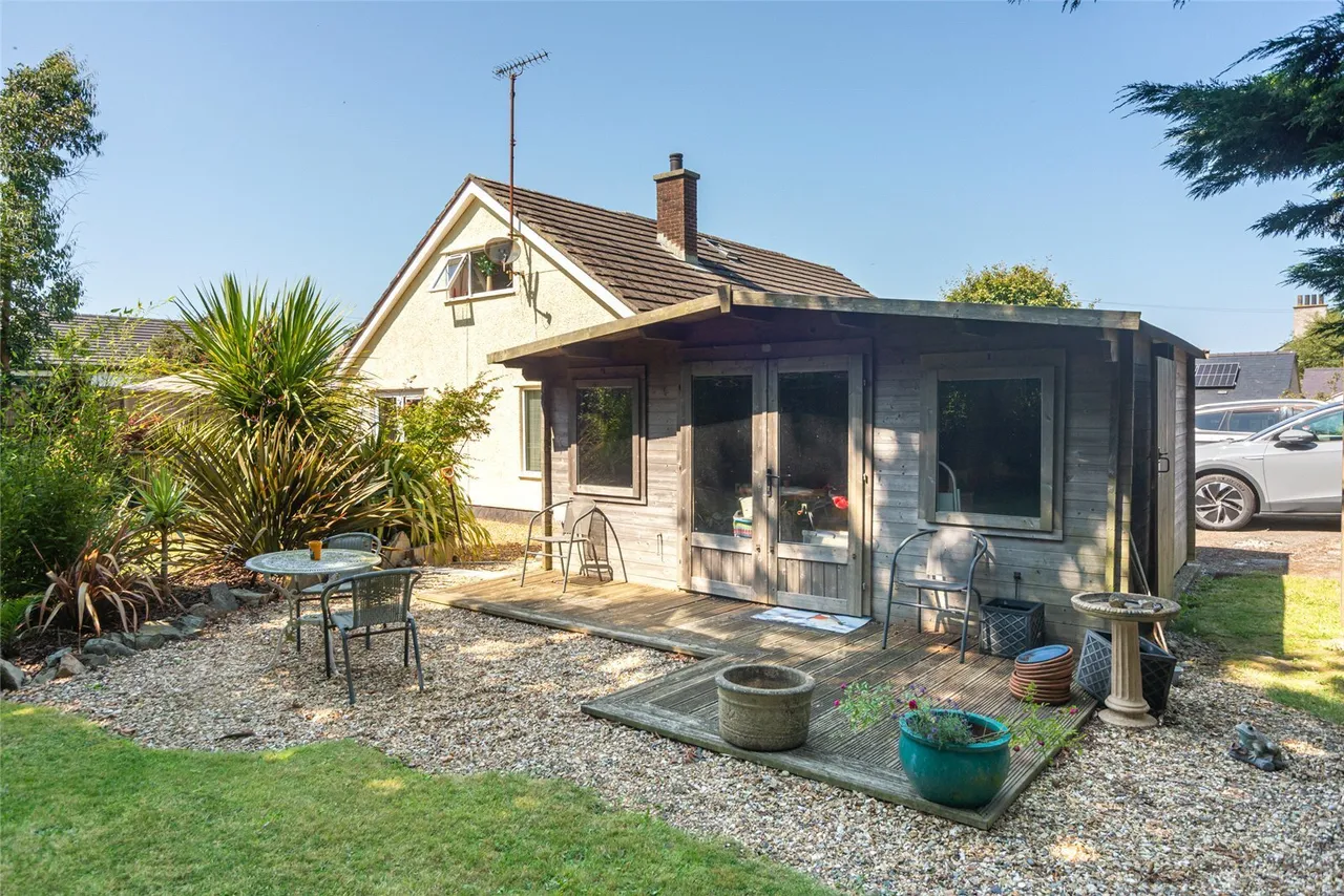Cemaes Bay, LL67, photo 11