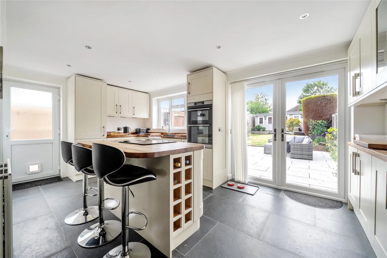 Court Road, Orpington, Kent, BR6, photo 3