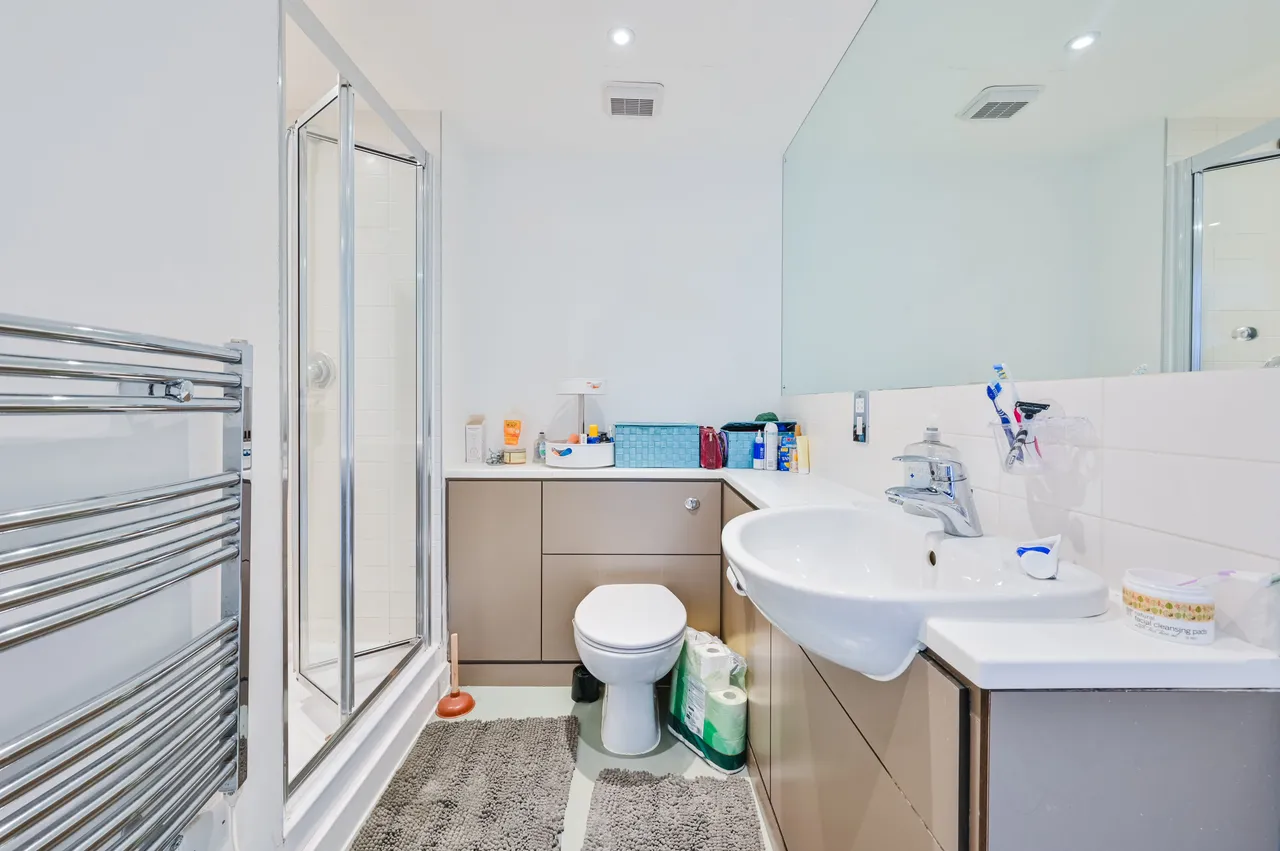 Flat 8 Canalside Studios, 8-14 St Pancras Way, London, photo 4