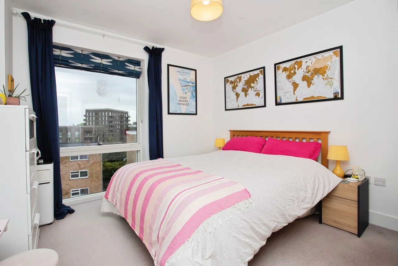 Lyon Road, Harrow, photo 9