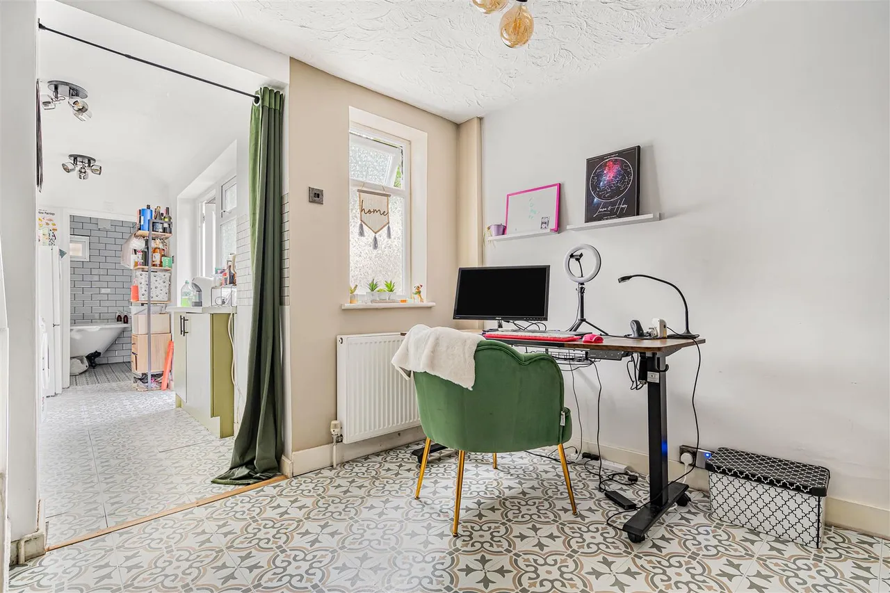 Silver Street, Stansted, CM24, photo 12