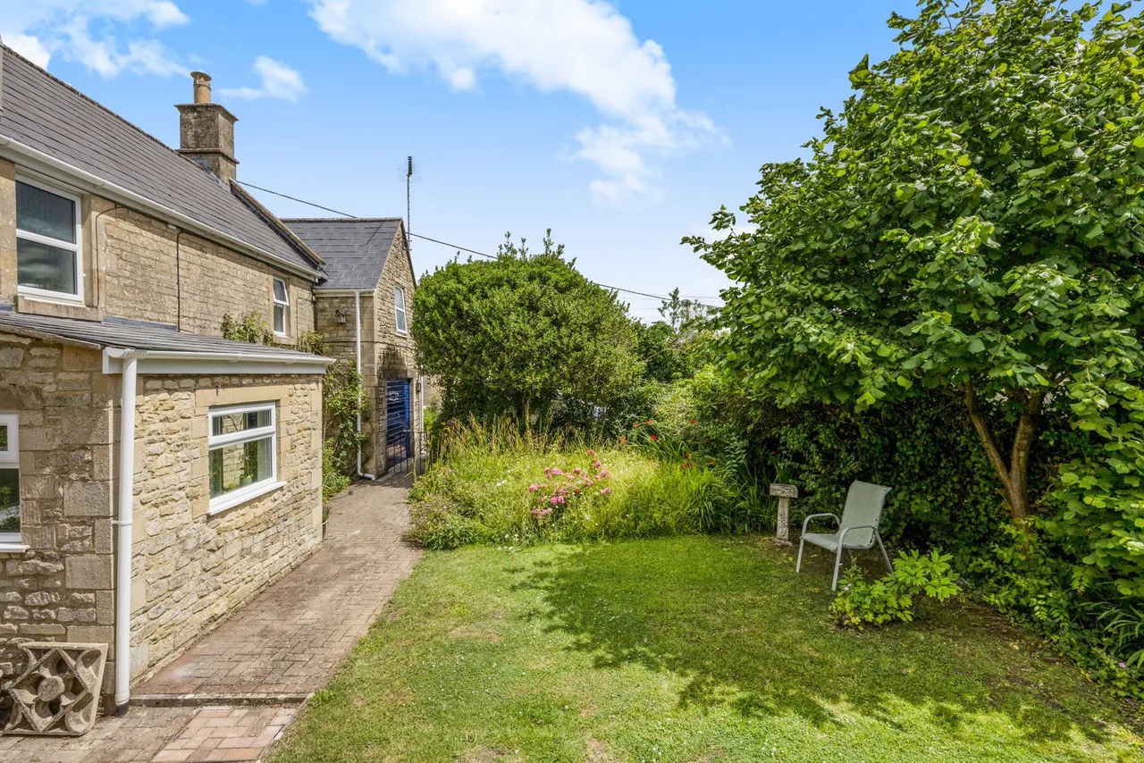 Greenhill, Neston, photo 2