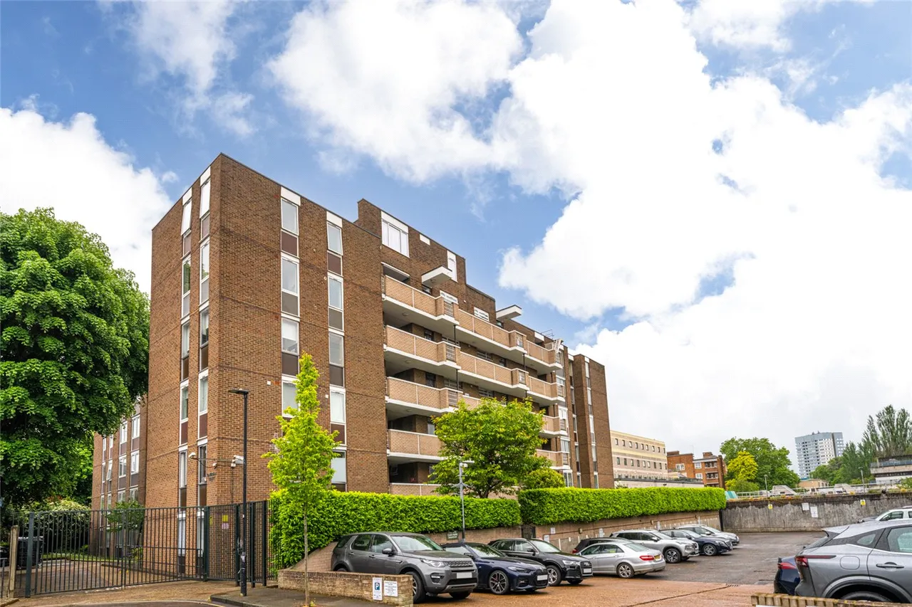 Dinerman Court, Boundary Road, St John's Wood, London, NW8, photo 9