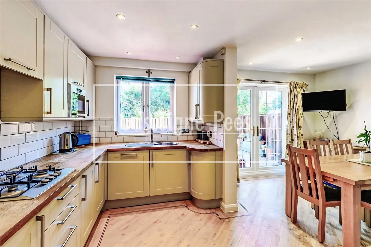Ellingham road, KT9, photo 3