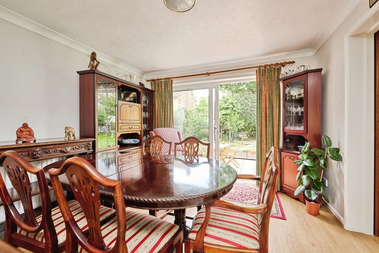 High Street, Huntingdon, PE28, photo 3