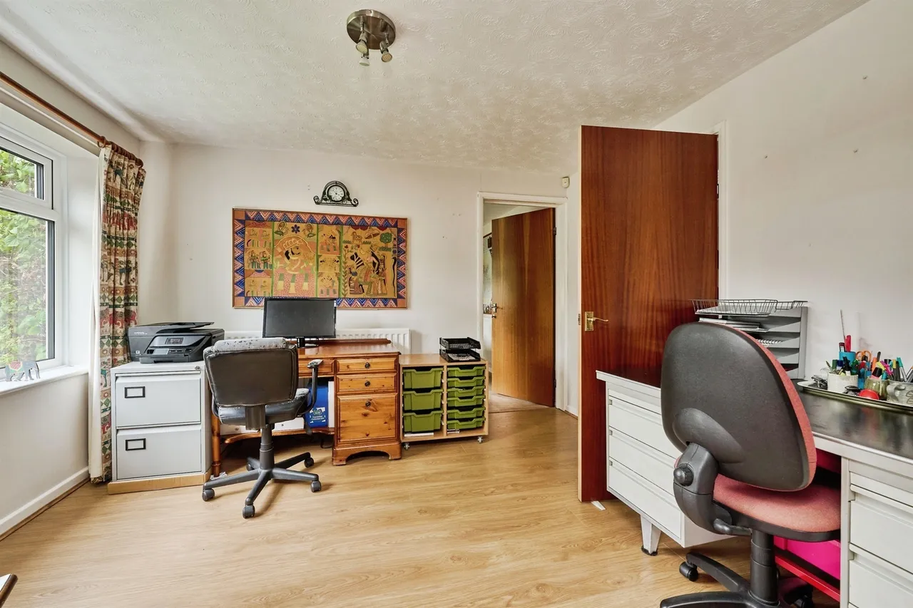 High Street, Huntingdon, PE28, photo 5