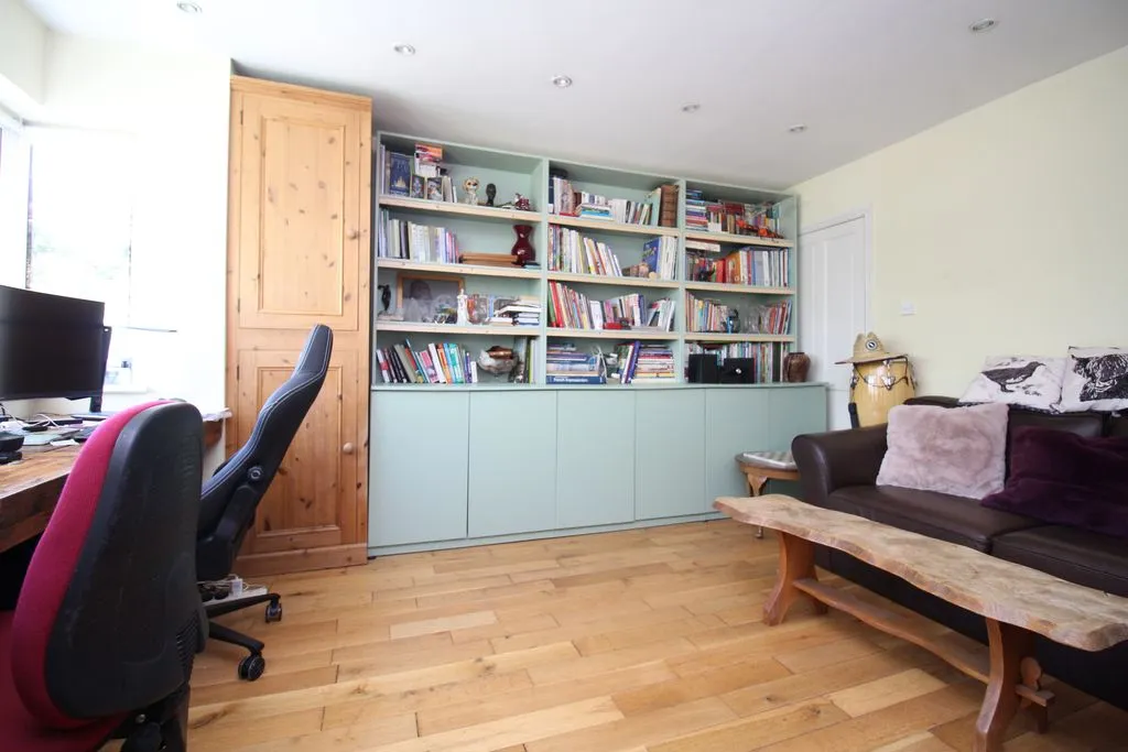 Hadlow Road, Tonbridge, photo 9