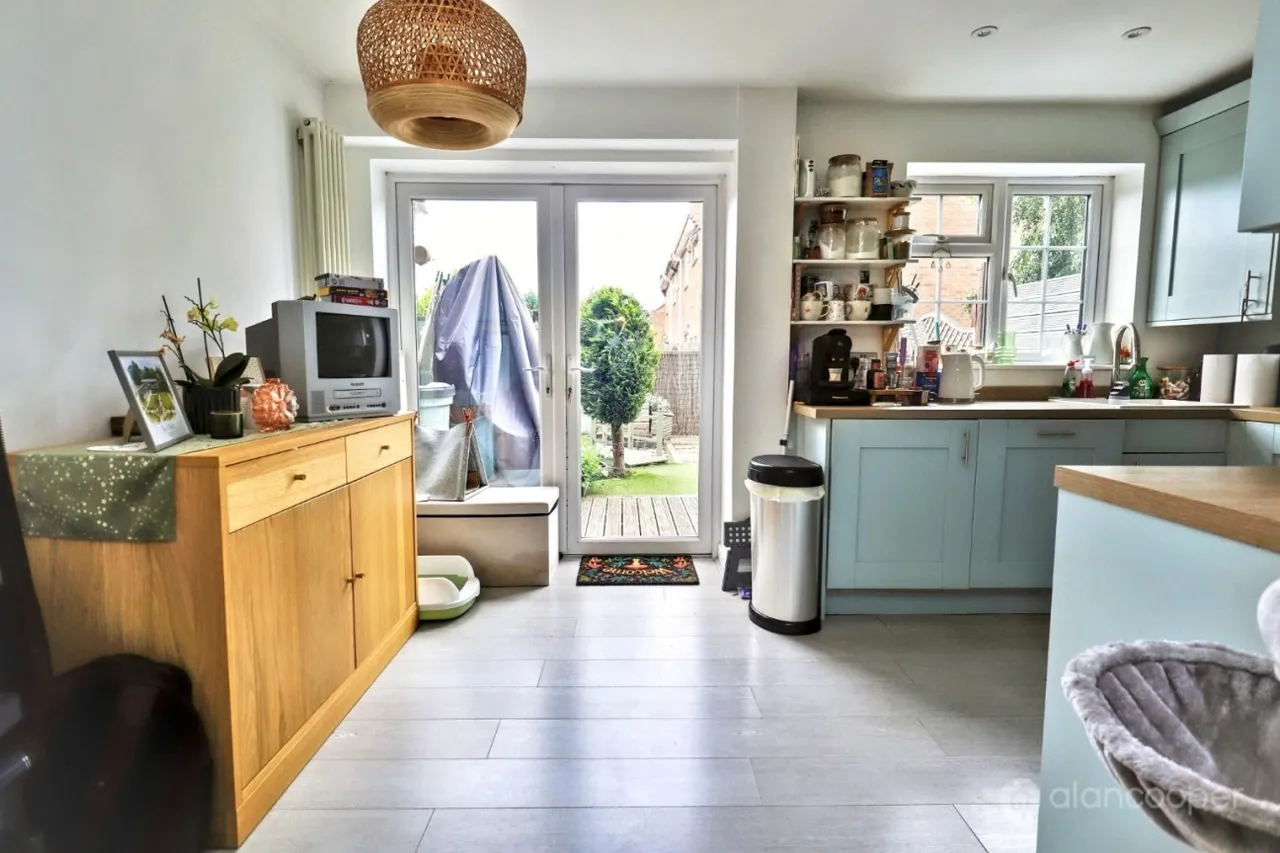 Pangbourne Close, St Nicolas Park, CV11, photo 5