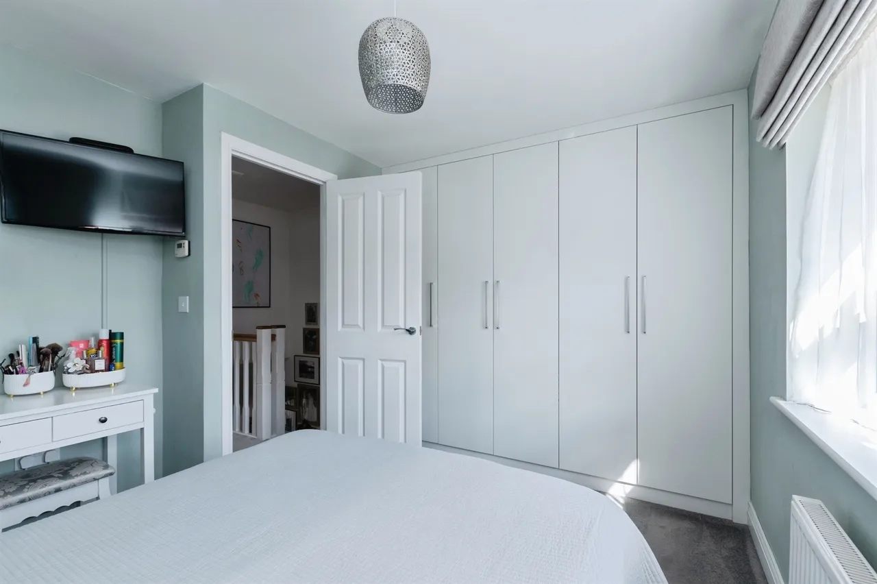 Becket Crescent, Bearwood, BH11, photo 10