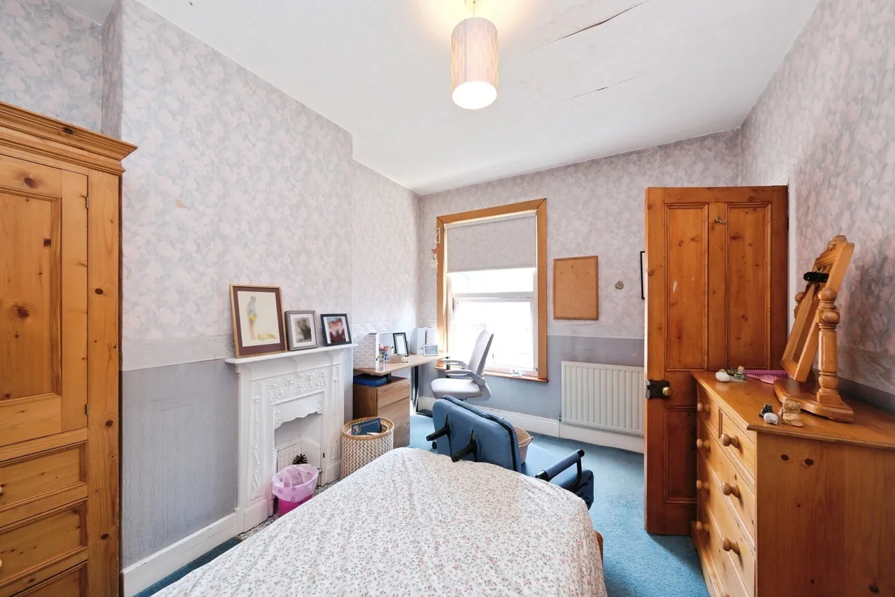 Royal Avenue, Doncaster, DN1, photo 13