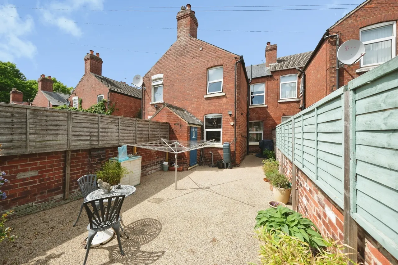 Royal Avenue, Doncaster, DN1, photo 17