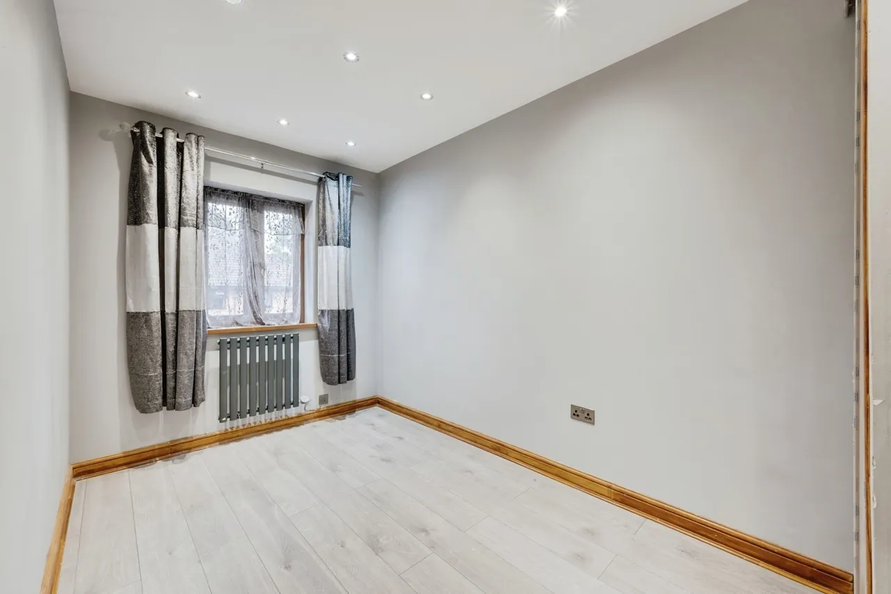 Russell Way, Sutton, SM1, photo 12