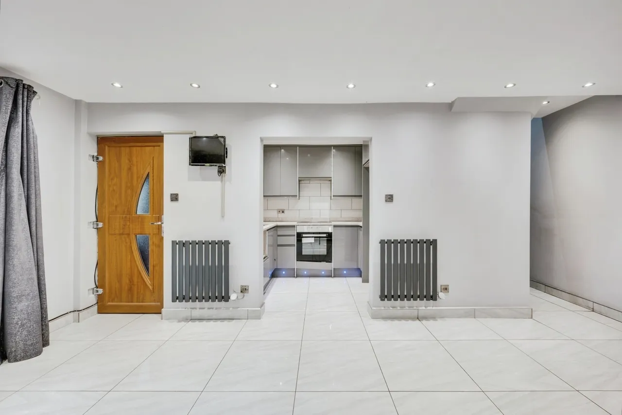 Russell Way, Sutton, SM1, photo 7