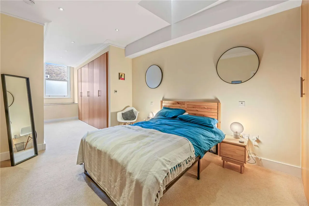 The Quadrant, Richmond, Surrey, TW9 1BP, photo 6