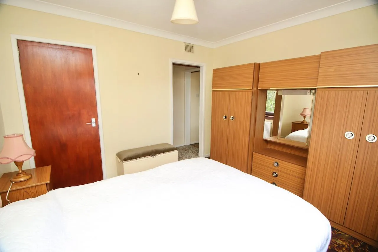 Millbrae Avenue, Chryston, G69 9LX, photo 14