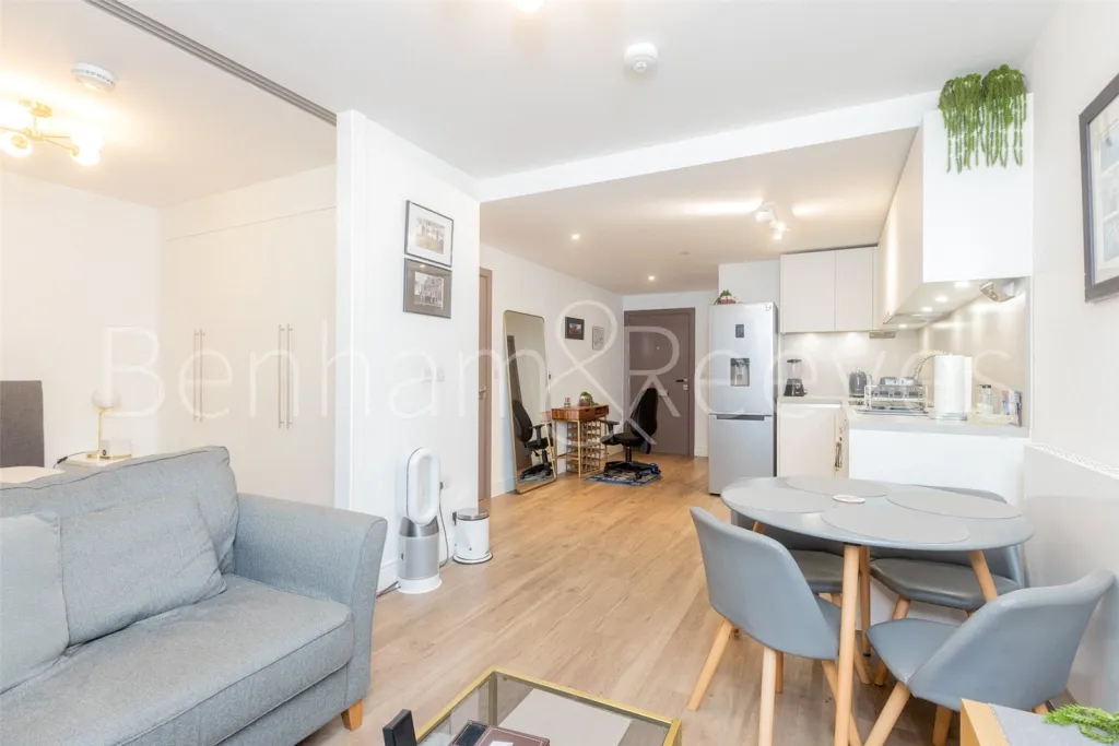 flat to rent, Tierney Lane, Fulham, W6
