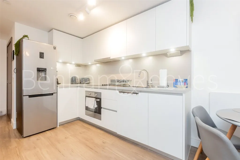 Tierney Lane, Fulham, W6, photo 11