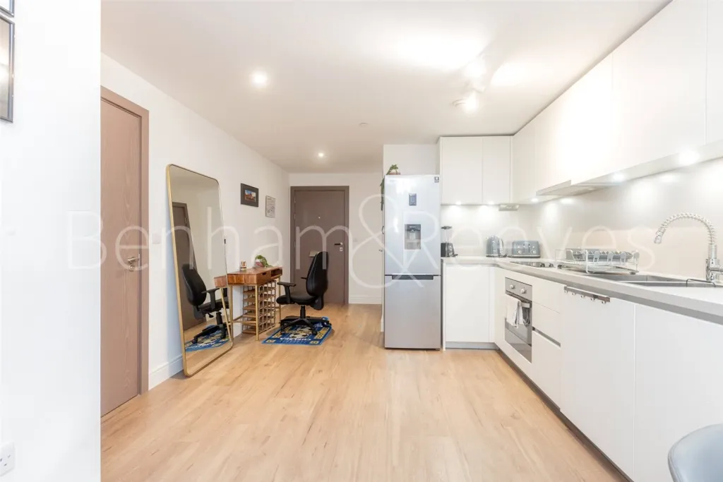 Tierney Lane, Fulham, W6, photo 10