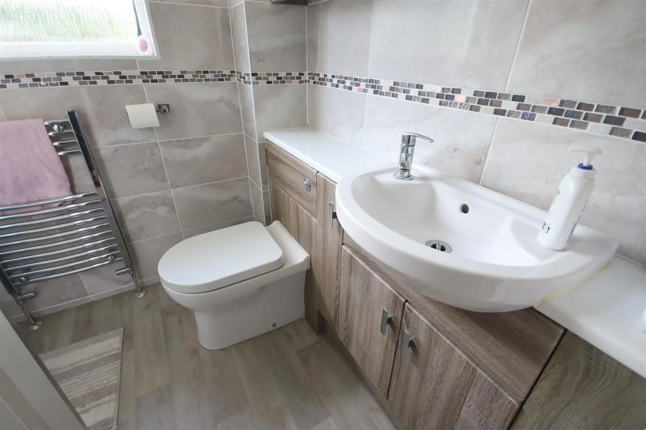 Westbrook Close, Chippenham, photo 12