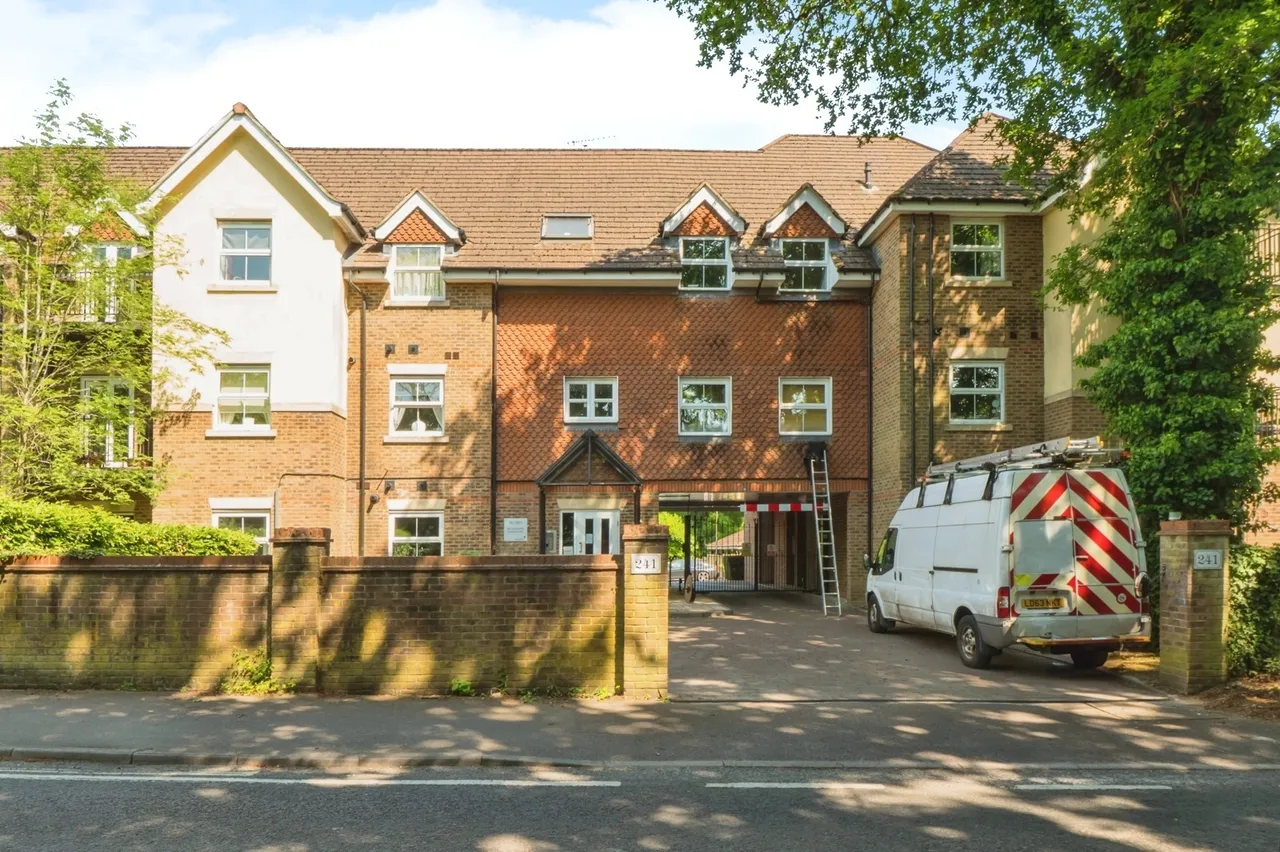 Hursley Road, Chandler's Ford, SO53, photo 10