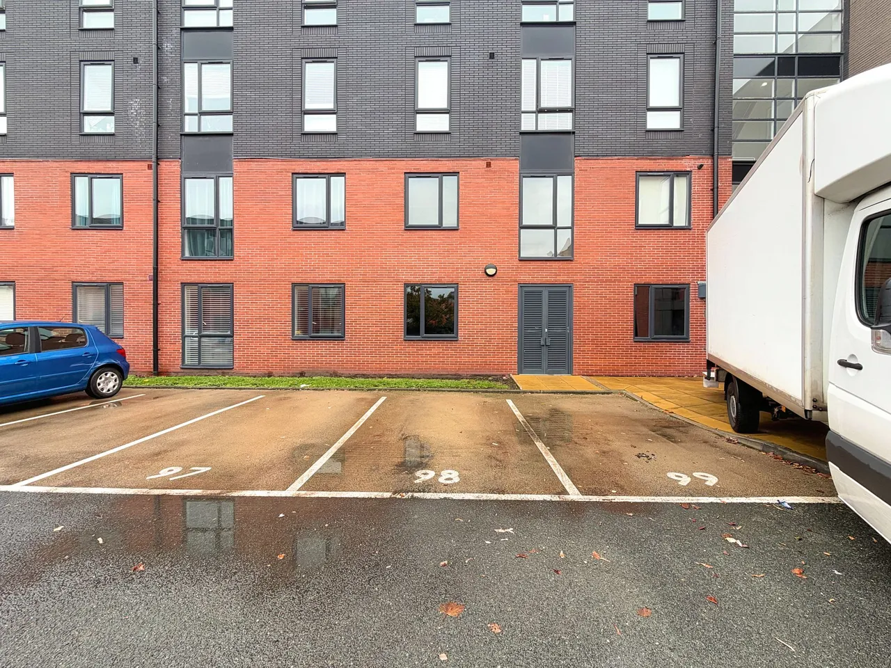 Worthington Apartments, Sale, photo 17