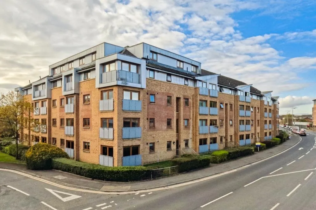 2 bed flat to rent, Craighall Road, Glasgow, G4