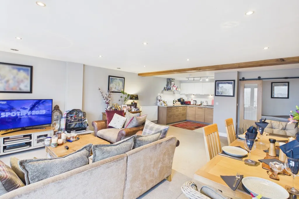 Church Street, Bowness-on-Windermere, LA23, photo 11