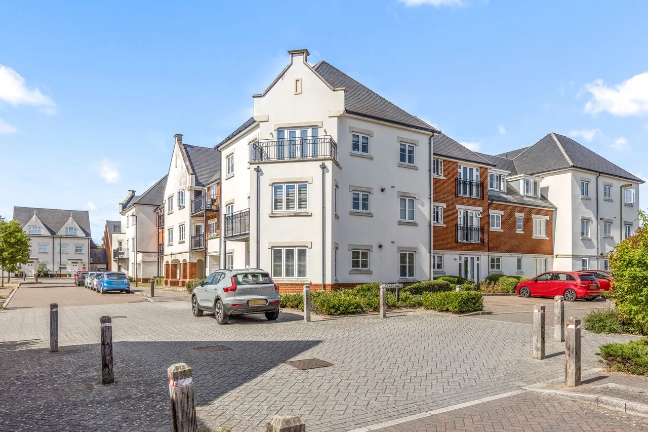 Longhurst Avenue, Horsham, RH12, photo 4