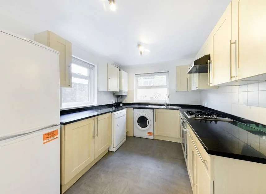 Eltringham Street, Battersea, SW18, photo 2