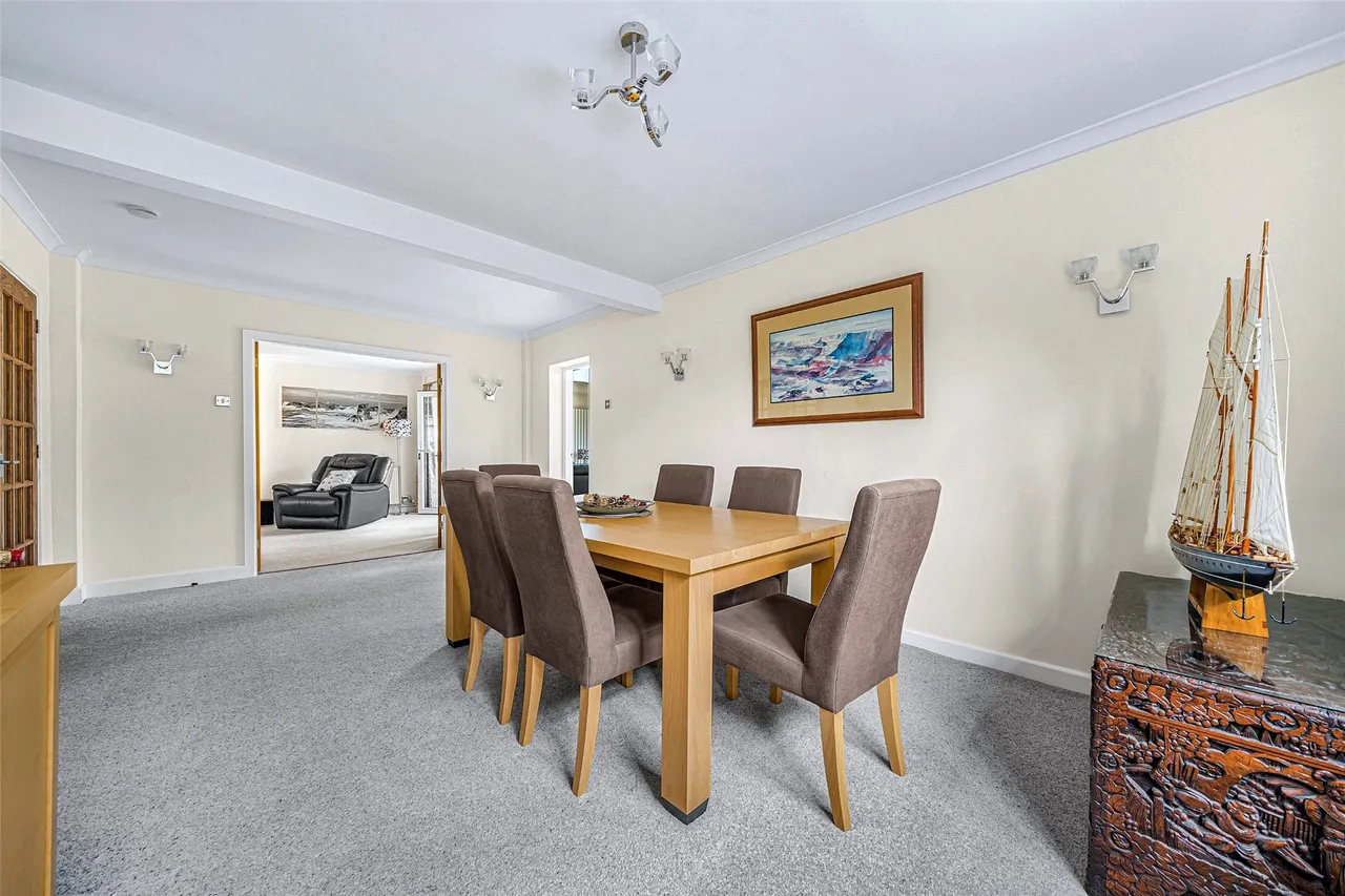 Woodham Waye, Woking, GU21, photo 6