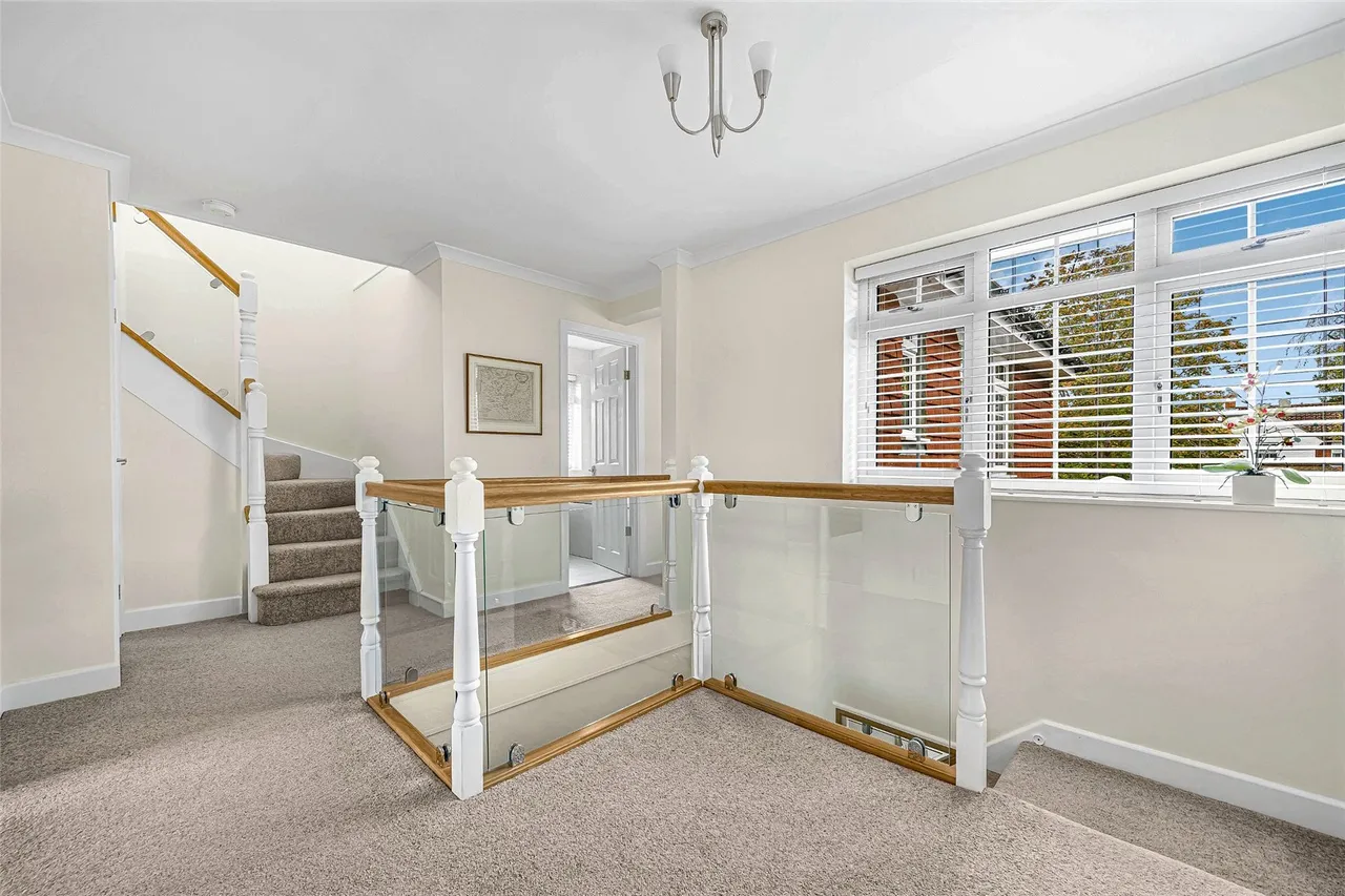 Woodham Waye, Woking, GU21, photo 22