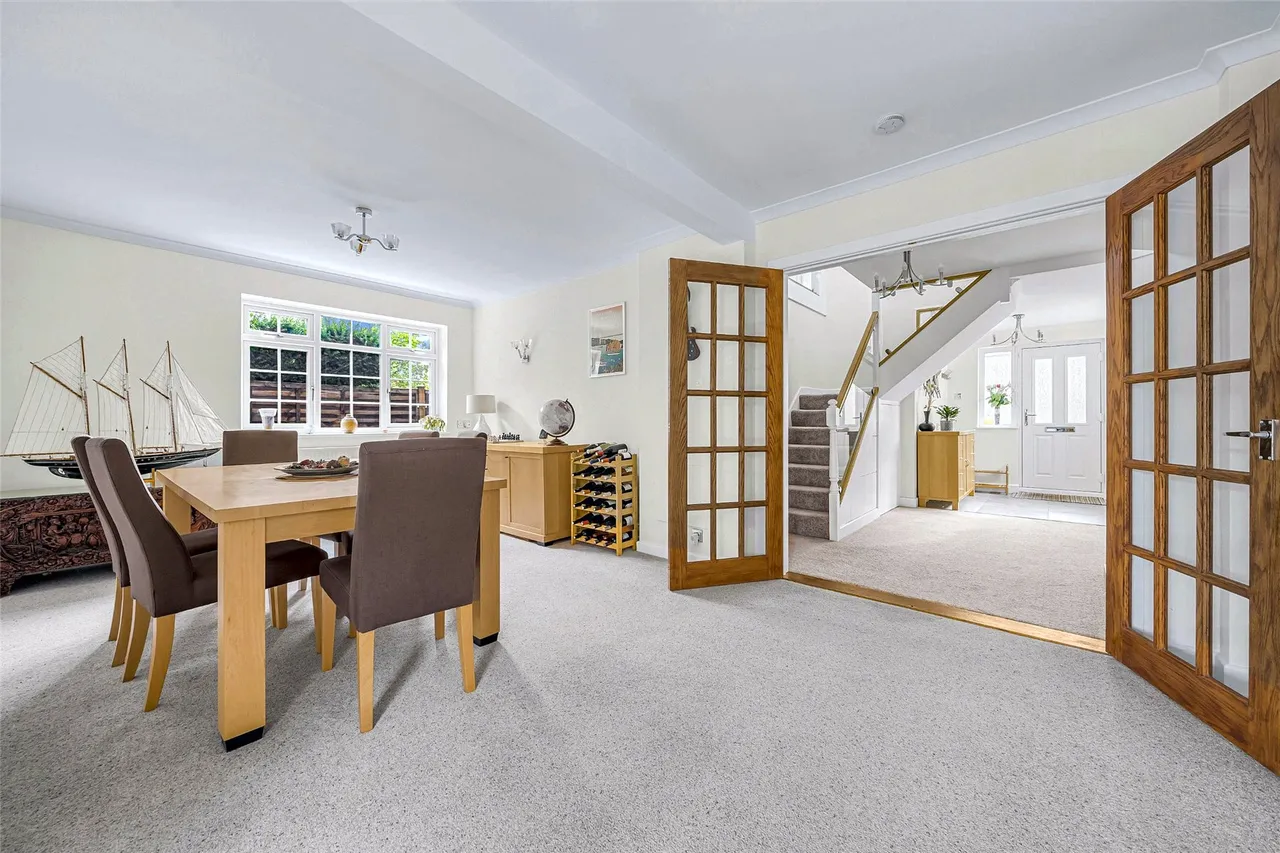 Woodham Waye, Woking, GU21, photo 5
