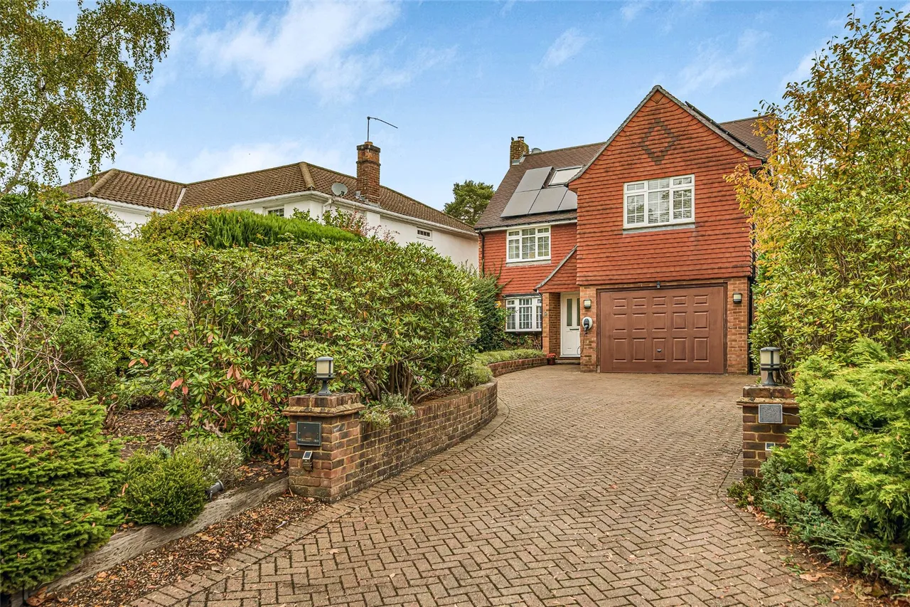 Woodham Waye, Woking, GU21, photo 26