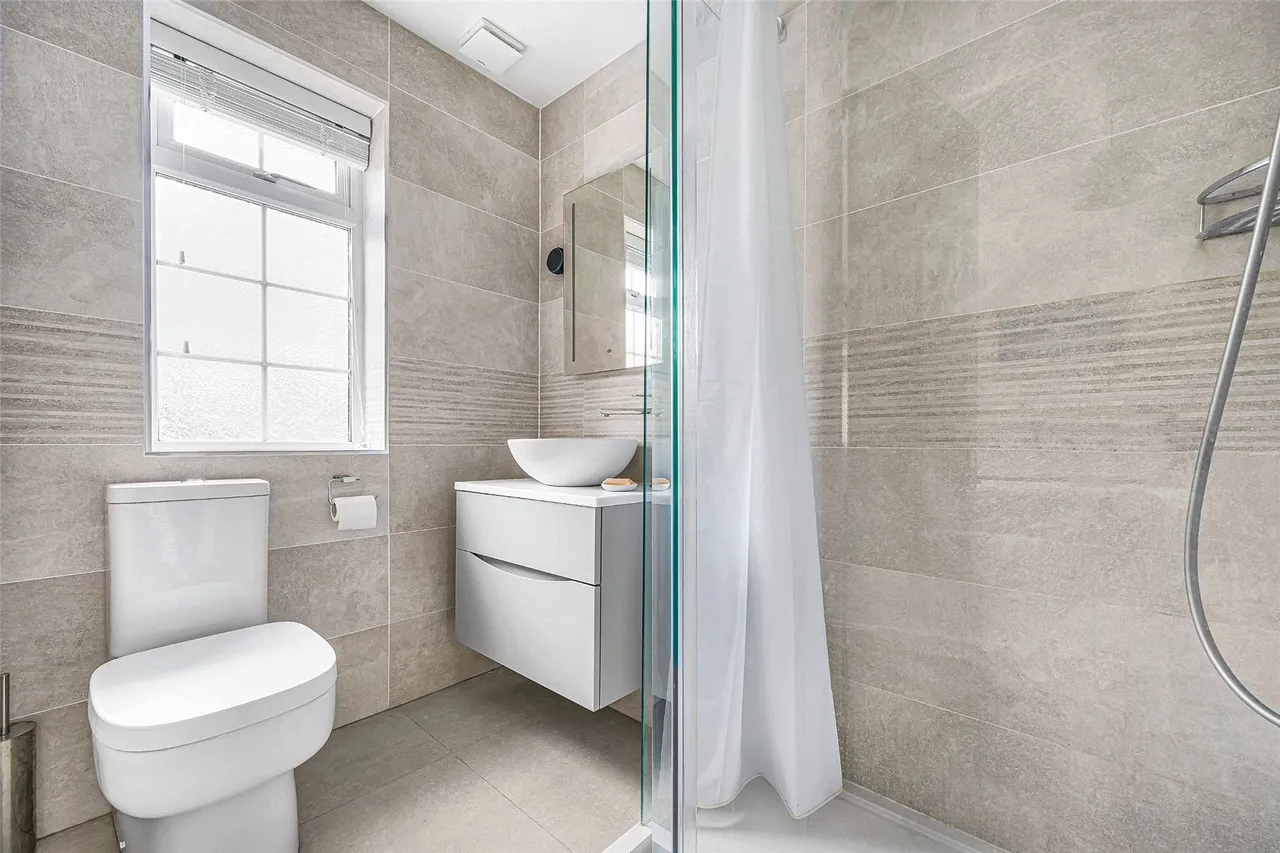 Woodham Waye, Woking, GU21, photo 21