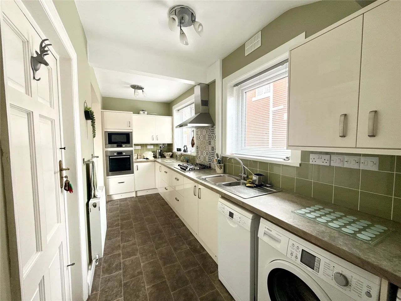 Devon Avenue, Fleetwood, FY7, photo 3